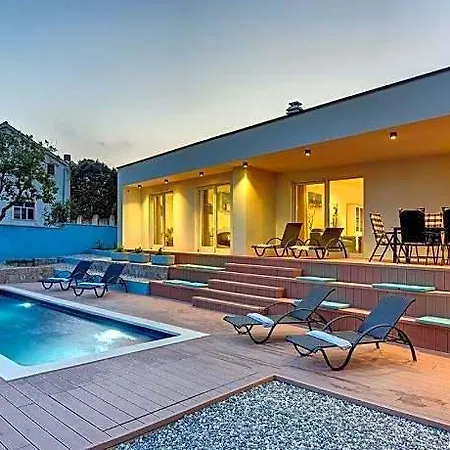 Hotel Senorita Comfortable 3*