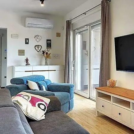 Senorita Comfortable