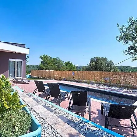 Senorita Comfortable 3*